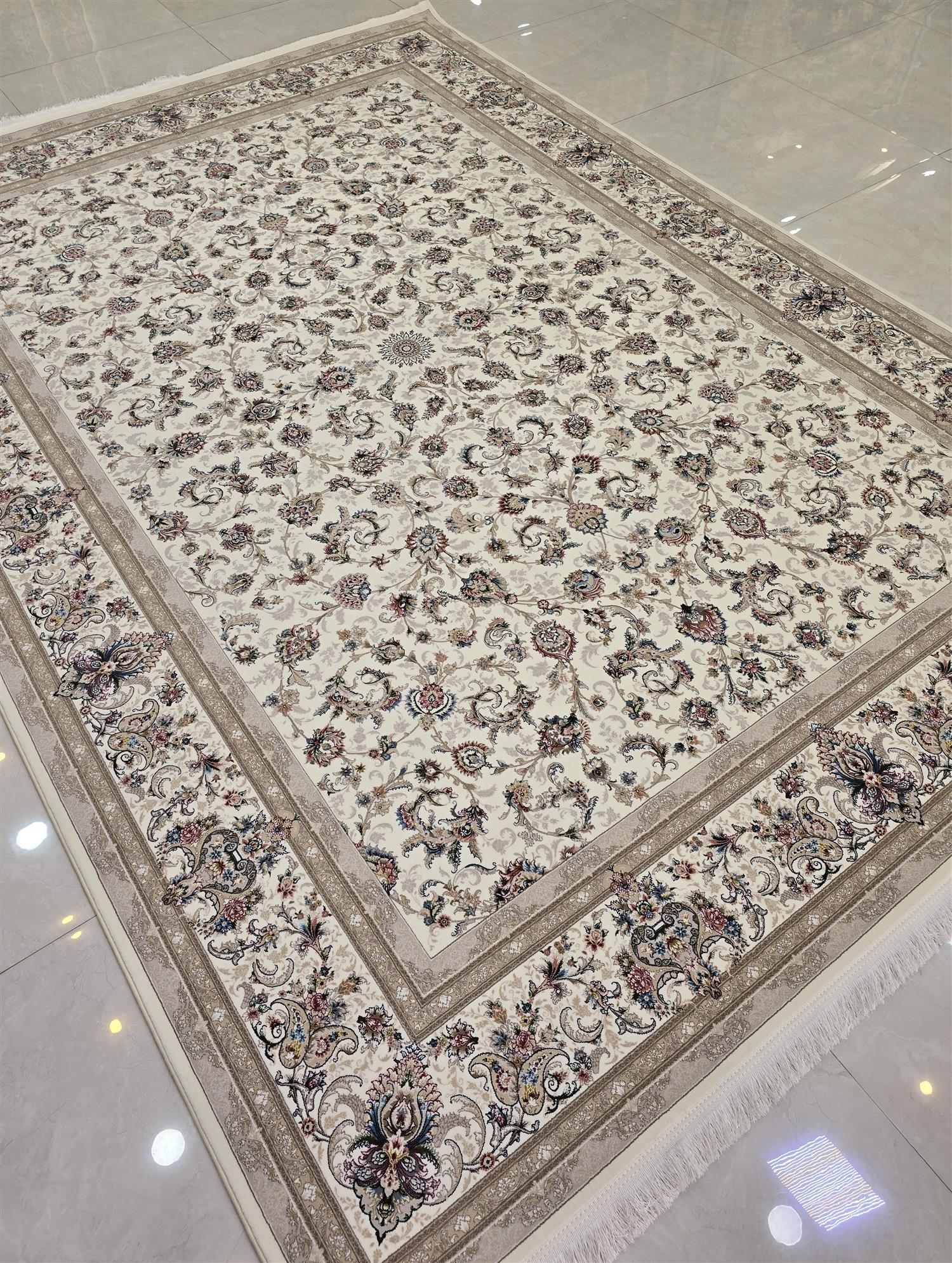 افشان کرم حاشیه کرم کد 12001